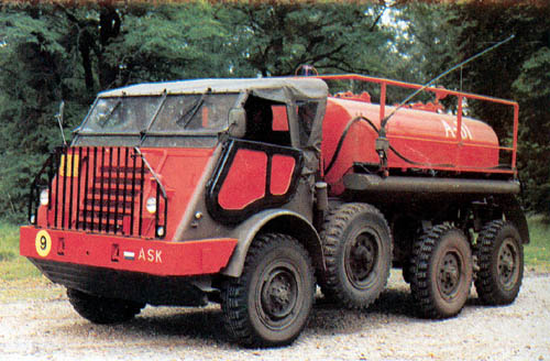 1953 DAF YA 328 watertank 1