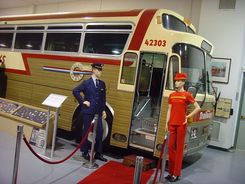 01 Hershey - Antique Automobile Club of America Museum - Bus Museum