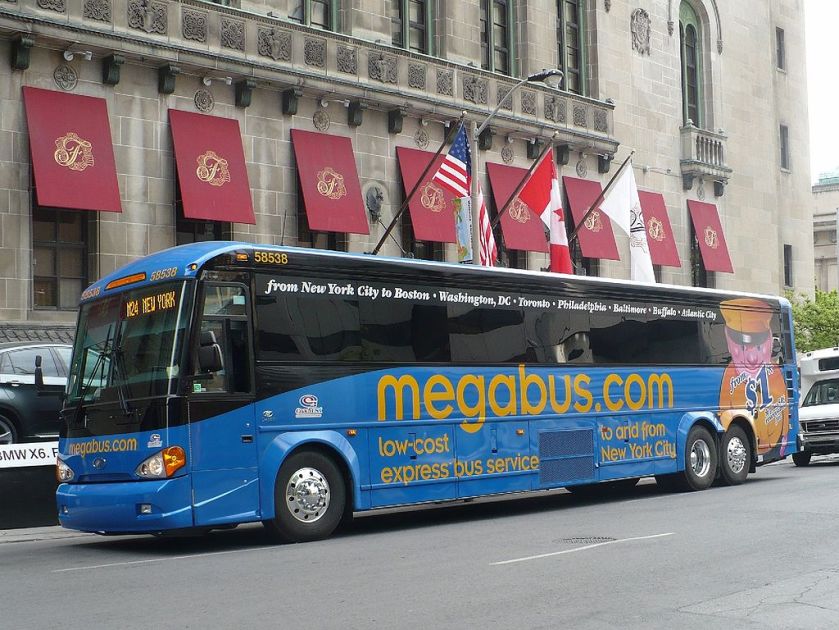 01 MCI Megabus 58538 Toronto