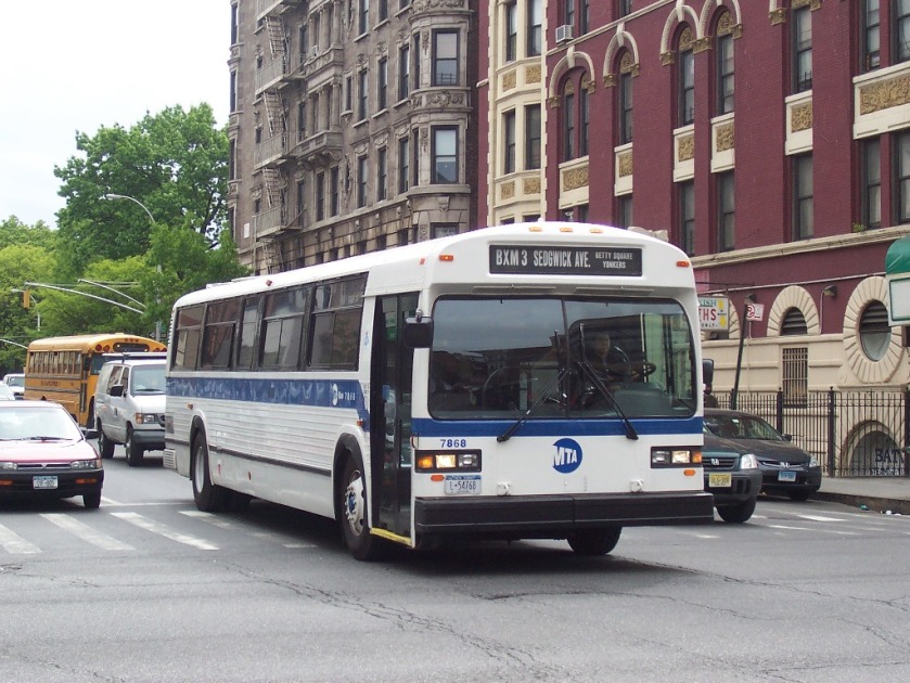 14 MTA_Bus_MCI_Classic_7868