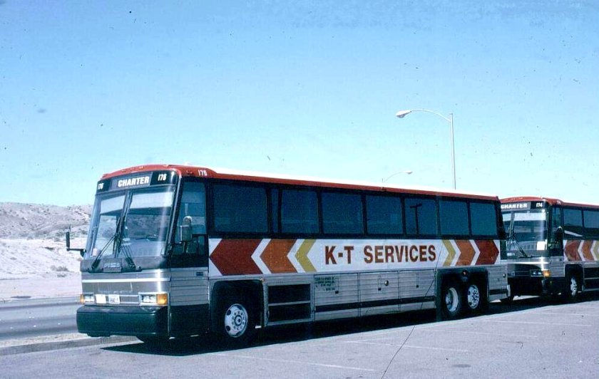 2000 MCI 102A3 KT Services 178