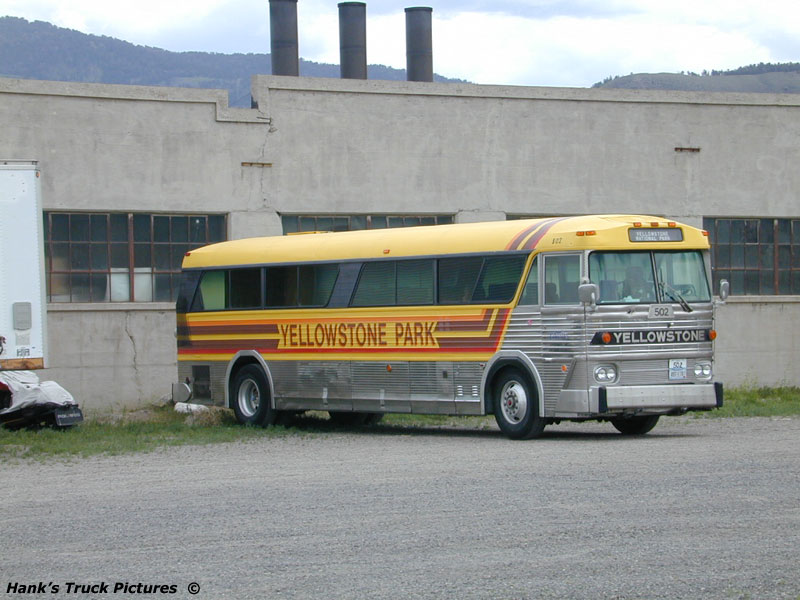 MCI MC5b  yellowstone bus17