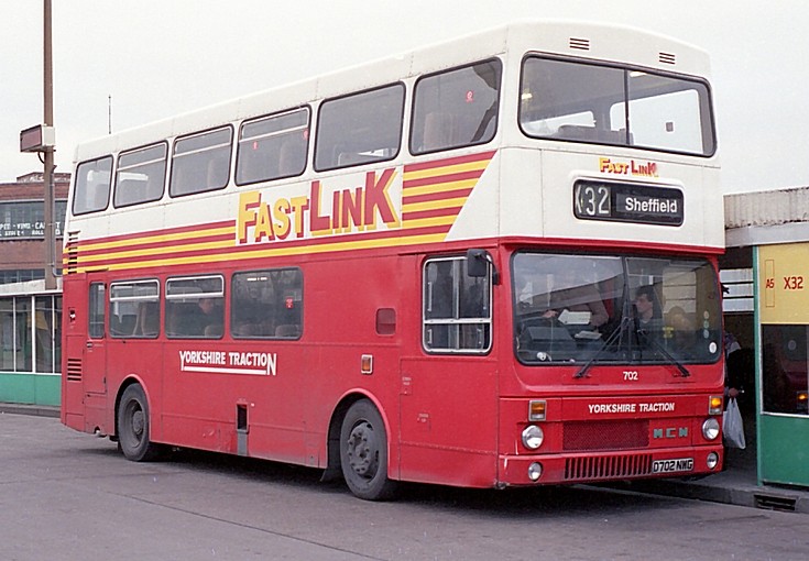MCW D702NWG Yorkshire Traction Metrobus with DPH43-29F body
