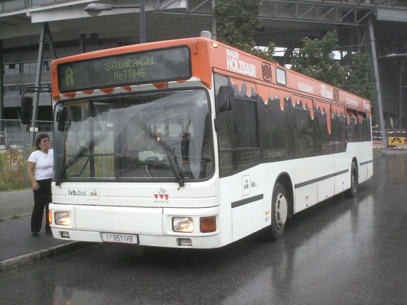 Wagen 951, ein MAN NL 202 der Innsbrucker Verkehrsbetriebe