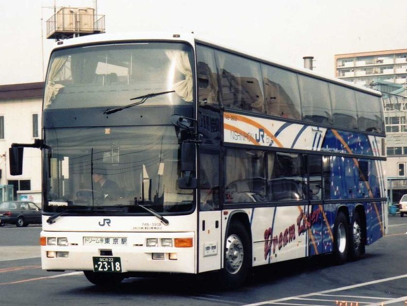 Nishinihon-JRBus-748-3902-JONCKHEERE