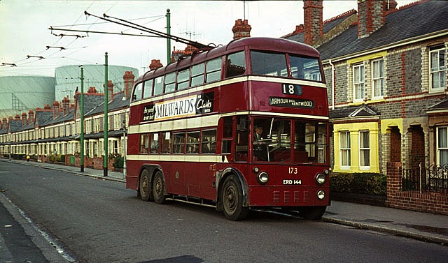 06 Reading Trolleybus in Liverpool Road
