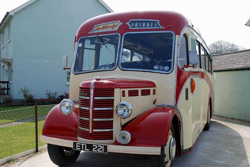 1950 Bedford OB ETL221, Plaxton 29 seater coach with 28HP petrol engine