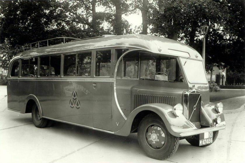 1935 Volvo(GB) + Verheulbus van de Veluwe-Expres van de gebroeders Robart
