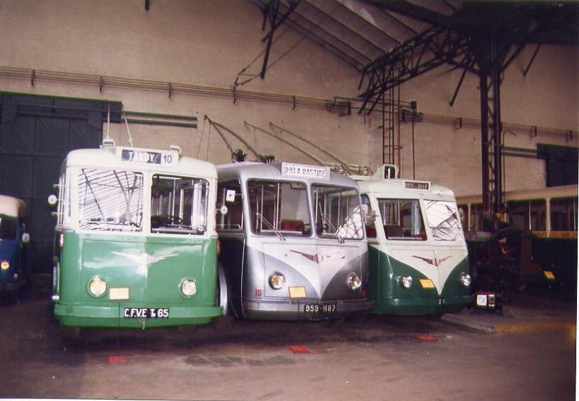 Trolleybus Vetra-2