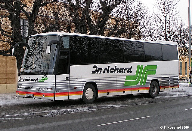 Volvo Drögmöller-B12-Reisebus-Dr-Richard-weiss-Str-seitl