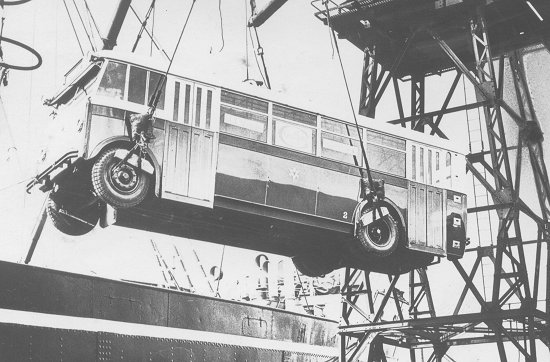 1931 Guy Trolleybus op weg naar Japan