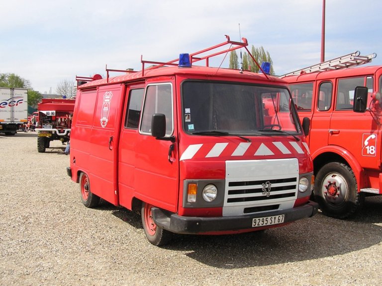 PEUGEOT Ambulances, Firebrigade and Hearses France Myn