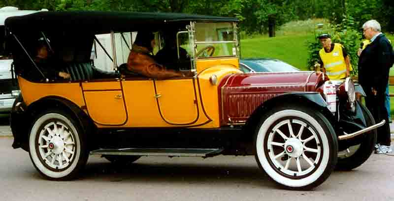 1916 Packard First Series Twin-Six Touring 1-35