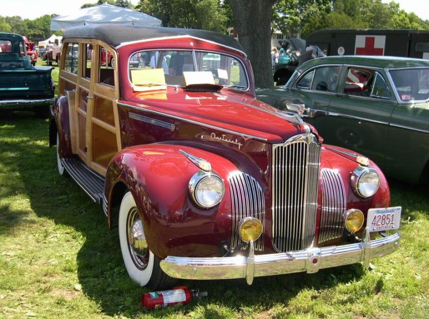 1941 Packard 120 Station Sedan Woody