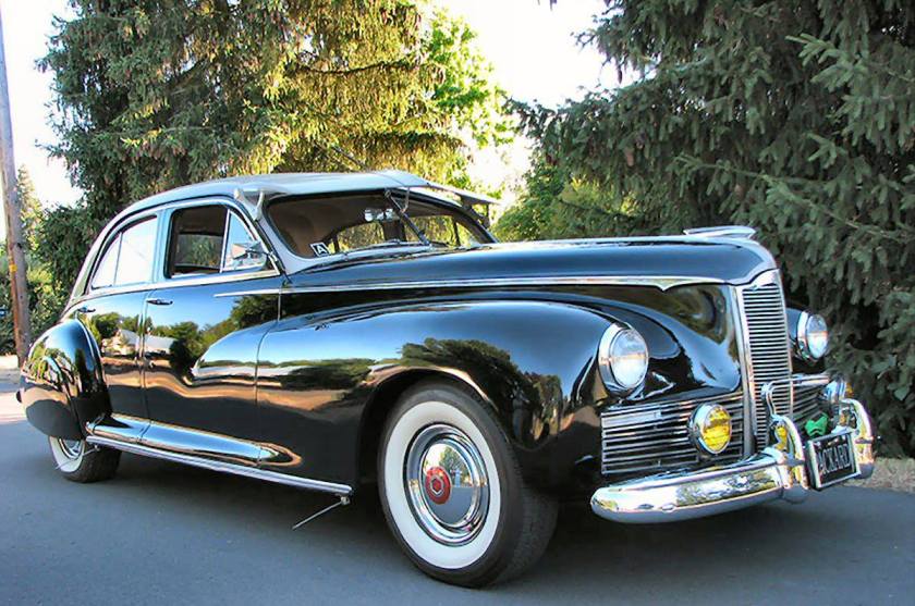 1941 Packard Clipper Sedan
