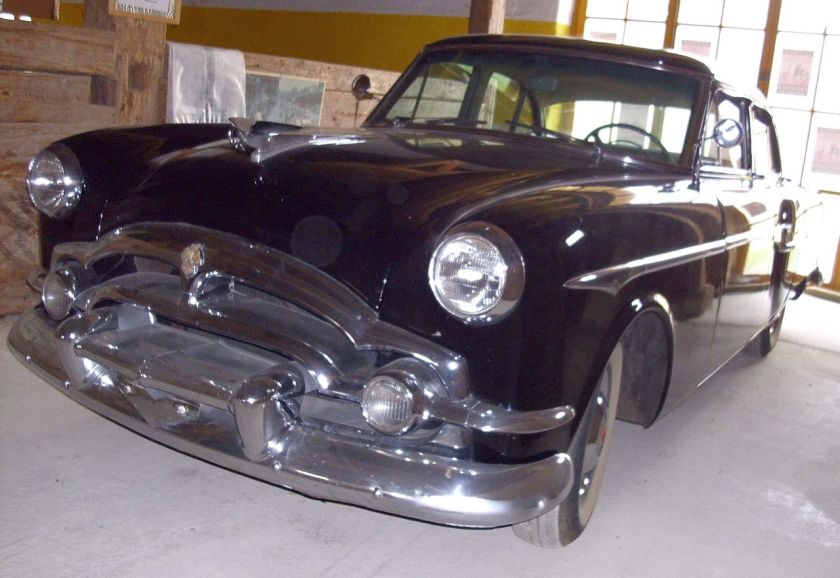 1953 Packard Clipper Deluxe Touring Sedan Modell 2662