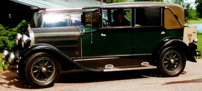 1929 Hudson Model R 4-D Landau Sedan