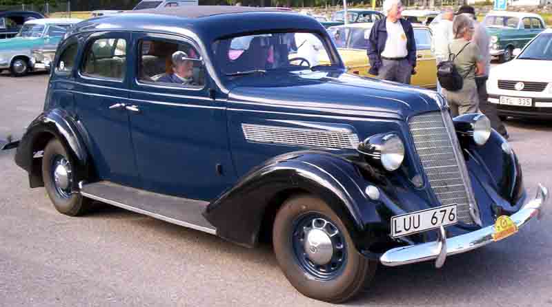 1935 Nash Advanced Six Series 3520 4-Door Sedan