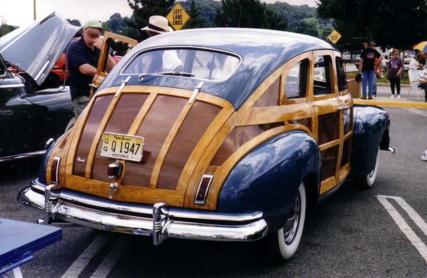 1947 Nash Ambassador Suburban 4-door Woodie