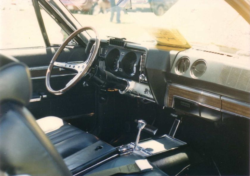 1967_Marlin_black_on_gold_ny-i 1967 luxury and safety oriented interior