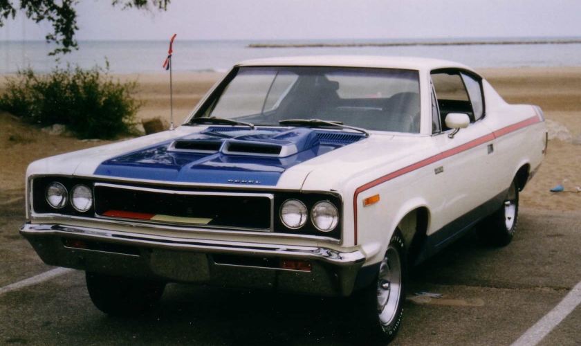 1970_AMC_The_Machine_2-door_muscle_car_in_RWB_trim_by_lake (1)