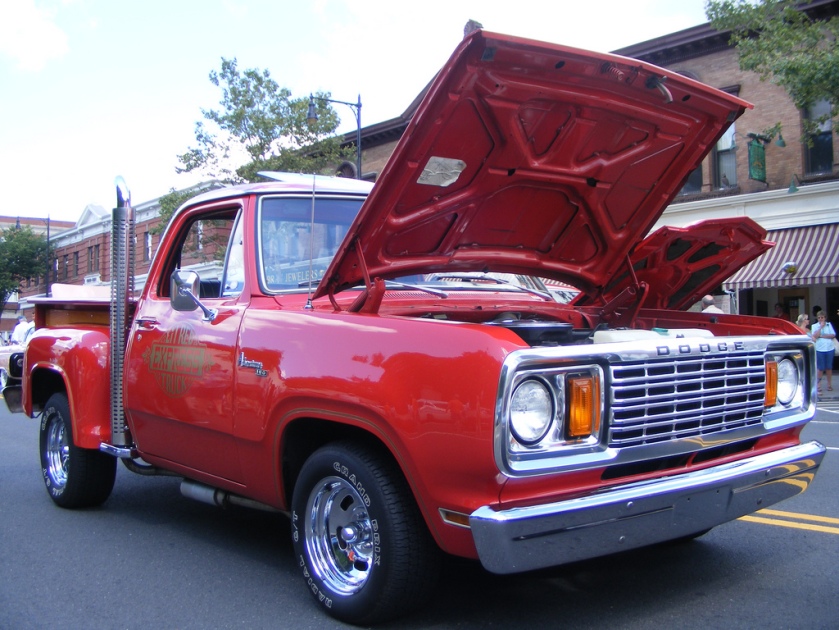 1978 Dodge D100 Li'l Red Express Truck