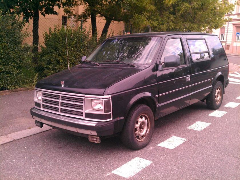 1987–88 Dodge Mini Ram Van