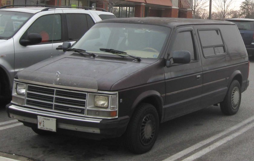 1989–90 Dodge Caravan CV