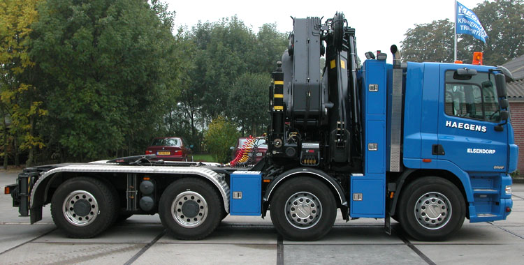GINAF HD 5395 TS camion da miniera  Ginaf-x-4241-s-met-de-daf-126-liter-motor-van-430-pk-de-trekker-is-een-8x4-met-een-toegelaten-gewicht-van-41-ton