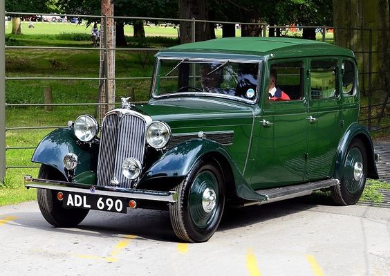 Rover 16 ADL 690