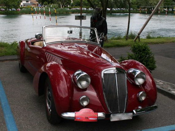 1936-lancia%e2%80%85astura-cabriolet-tipo-bocca-a-series-of-six-cars-made-for-the-bocca-brothers-lancia-dealers-in-biella-italy