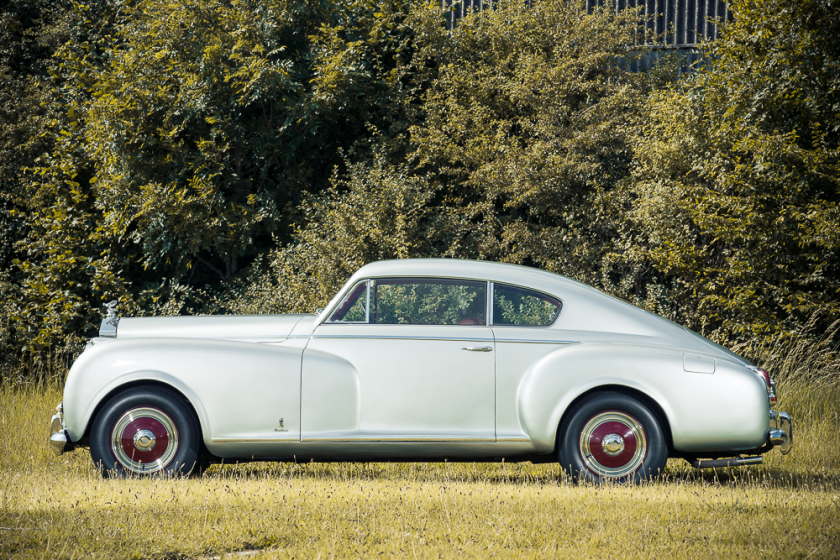 1951-rolls-royce-silver-dawn-coupe-by-pininfarina-side-silverstone-auctions