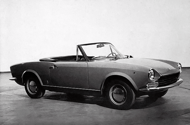 1966-pininfarina-coupe-and-the-fiat-124-spider