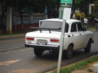 Classic cars in Cuba, Streets of Havana g moskvich met spoiler
