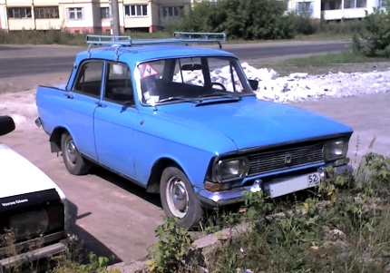 Moskvitch-412IE OR M-408IE (they didn't have external differences) (version after 1969 re-styling)