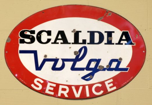 Scaldia_Volga_service,_Enamel_advert_sign_at_the_den_hartog_ford_museum_pic-025